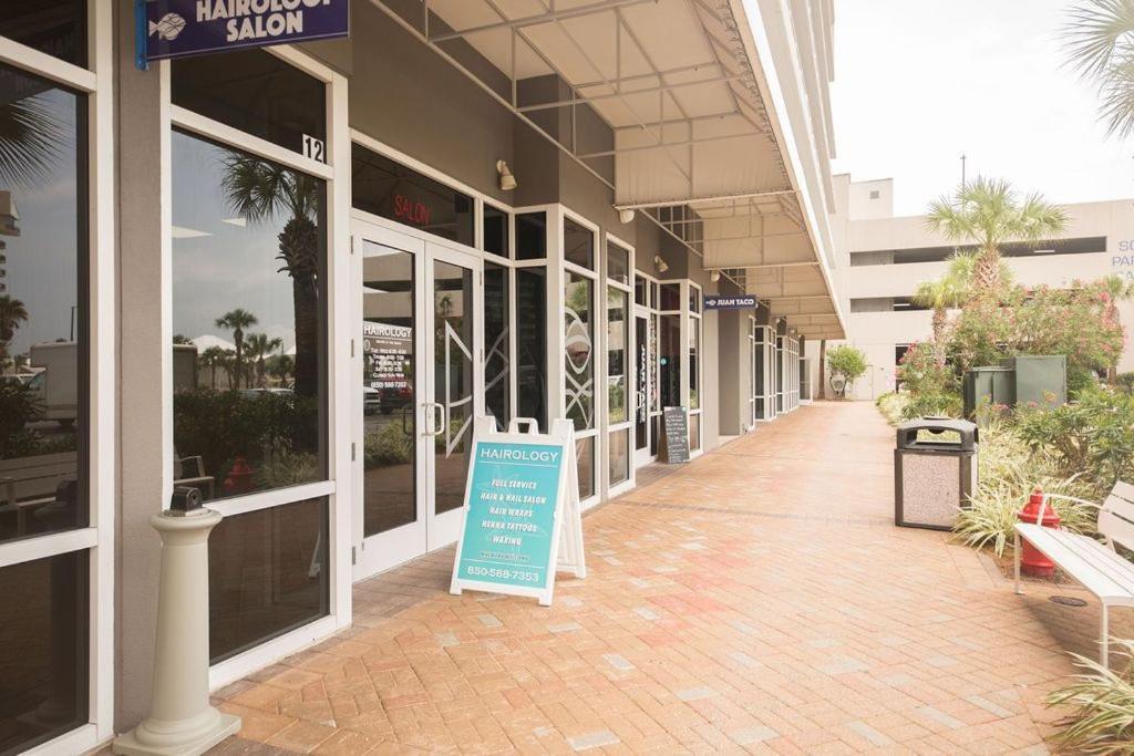 Some Some Where At Laketown Wharf #825 By Nautical Holiday home